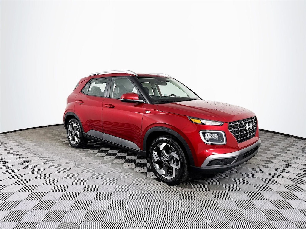 New 2025 Hyundai Venue Limited SUV