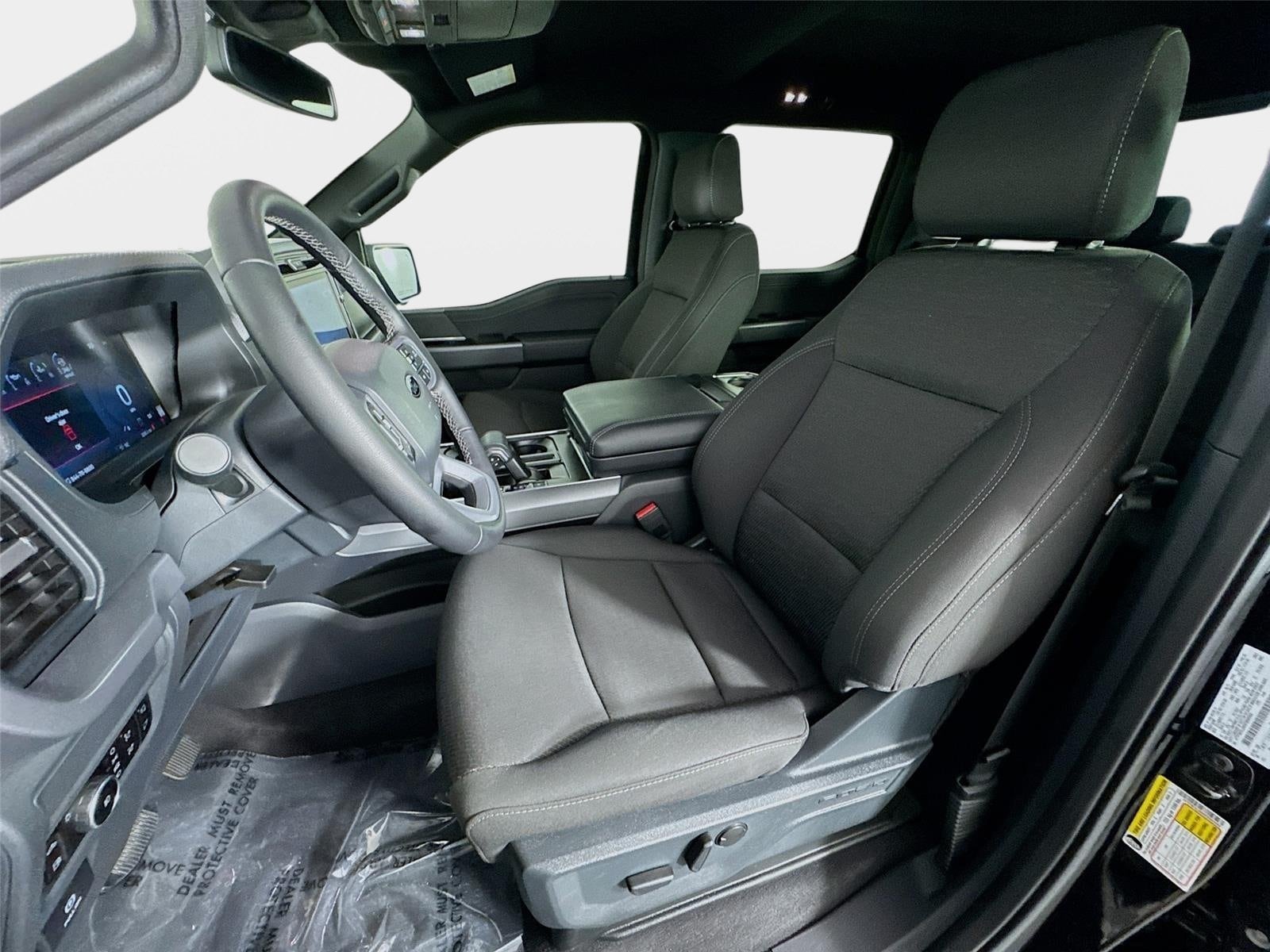 2025 Ford F-150 XLT - Photo 12