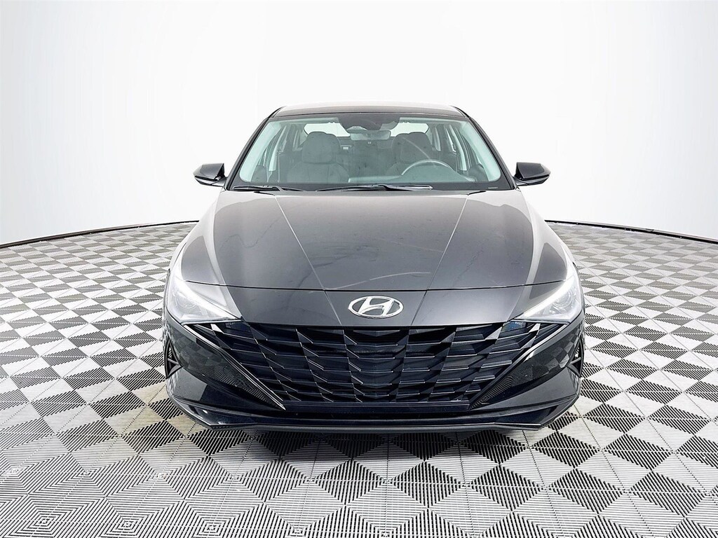 Used 2023 Hyundai Elantra SEL Sedan