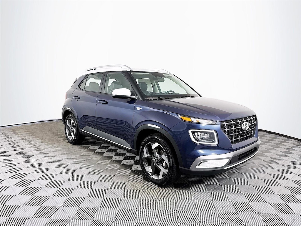 New 2025 Hyundai Venue Limited SUV