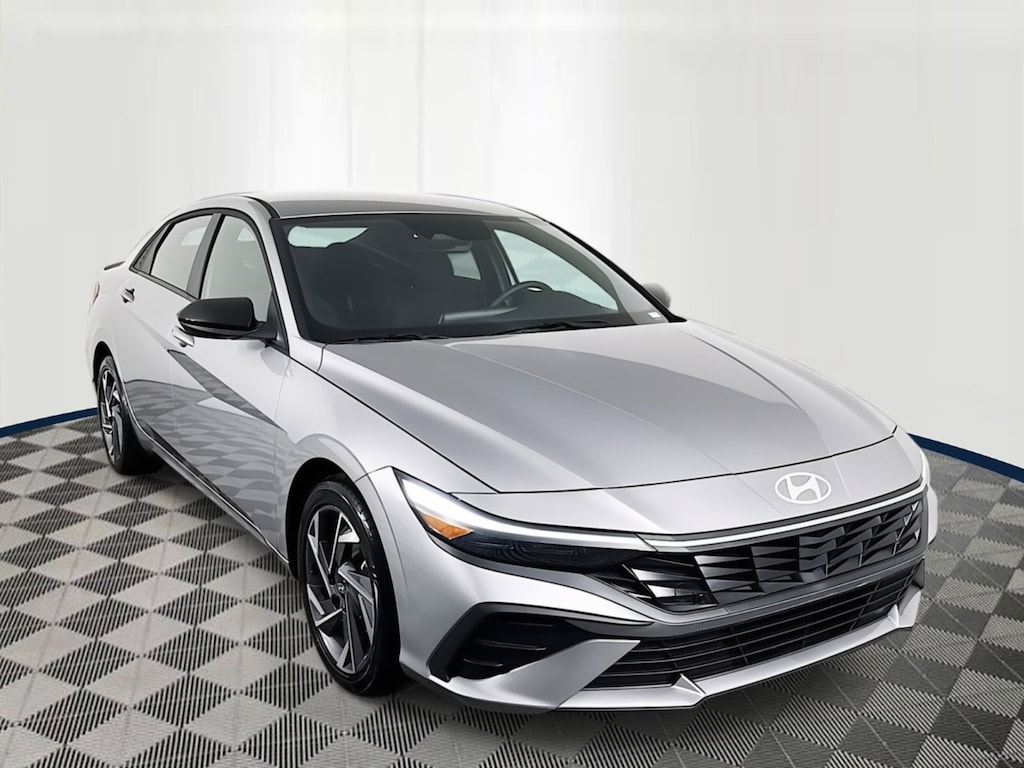 New 2025 Hyundai Elantra SEL Sport Sedan
