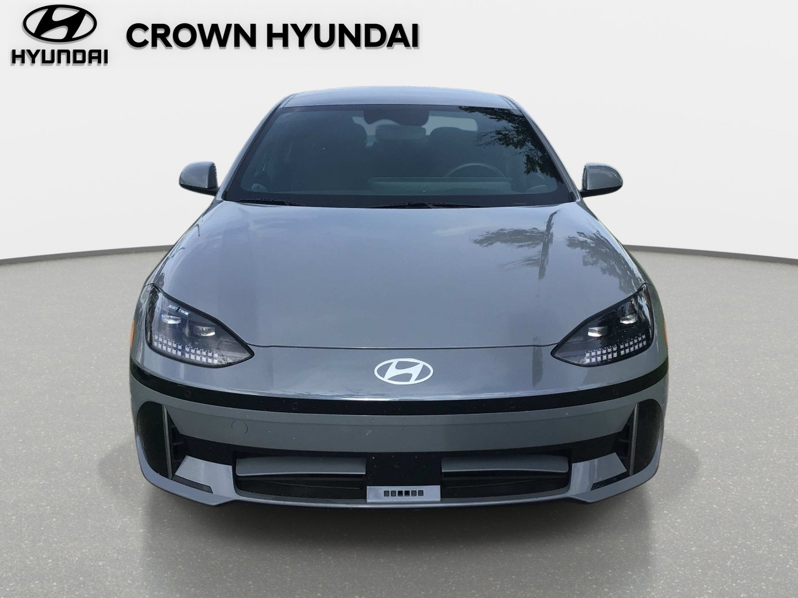 Used 2024 Hyundai IONIQ 6 SE with VIN KMHM24AA0RA070465 for sale in St. Petersburg, FL