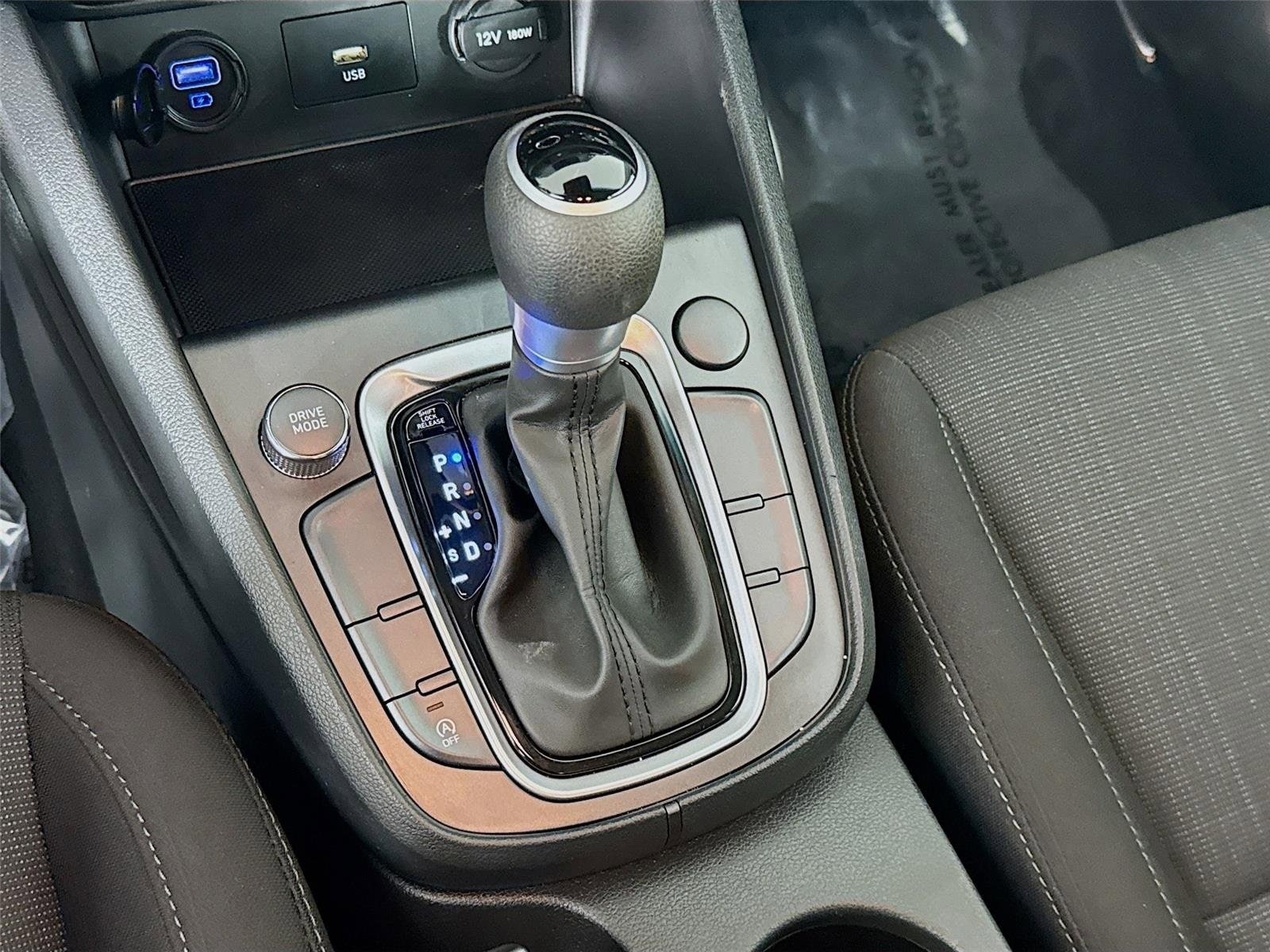 2023 Hyundai Kona SEL - Photo 17