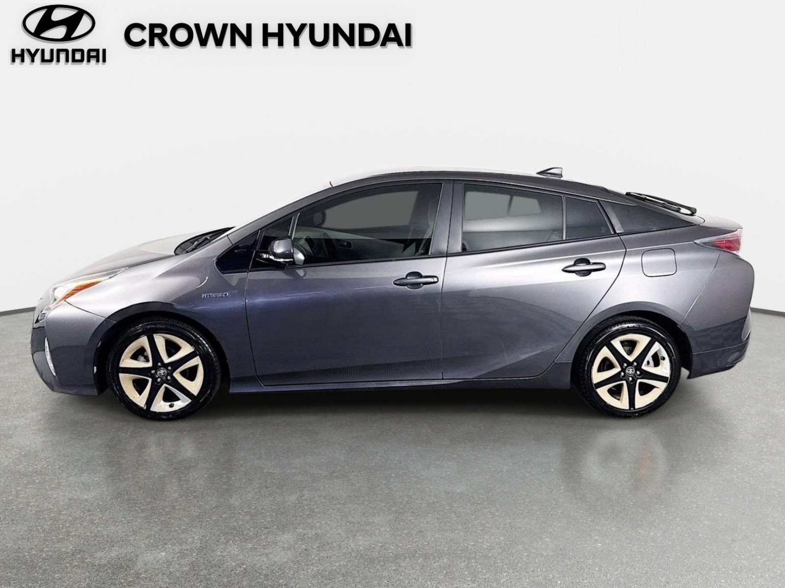 2017 Toyota Prius Three - Photo 9