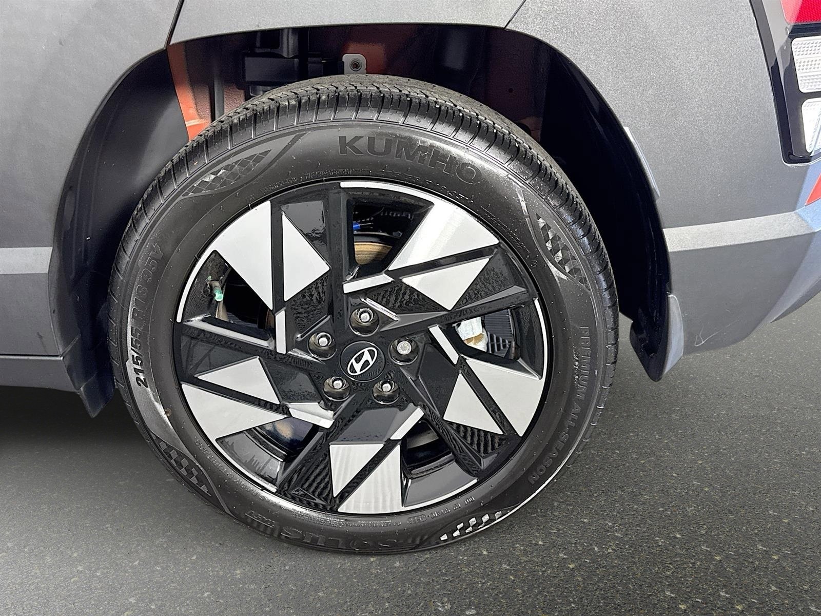 2024 Hyundai Kona SEL - Photo 29