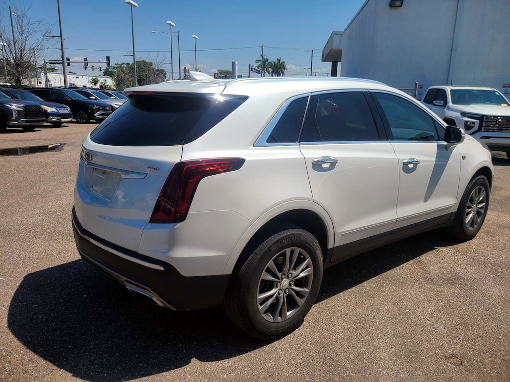 Used 2022 CADILLAC XT5 Premium Luxury SUV