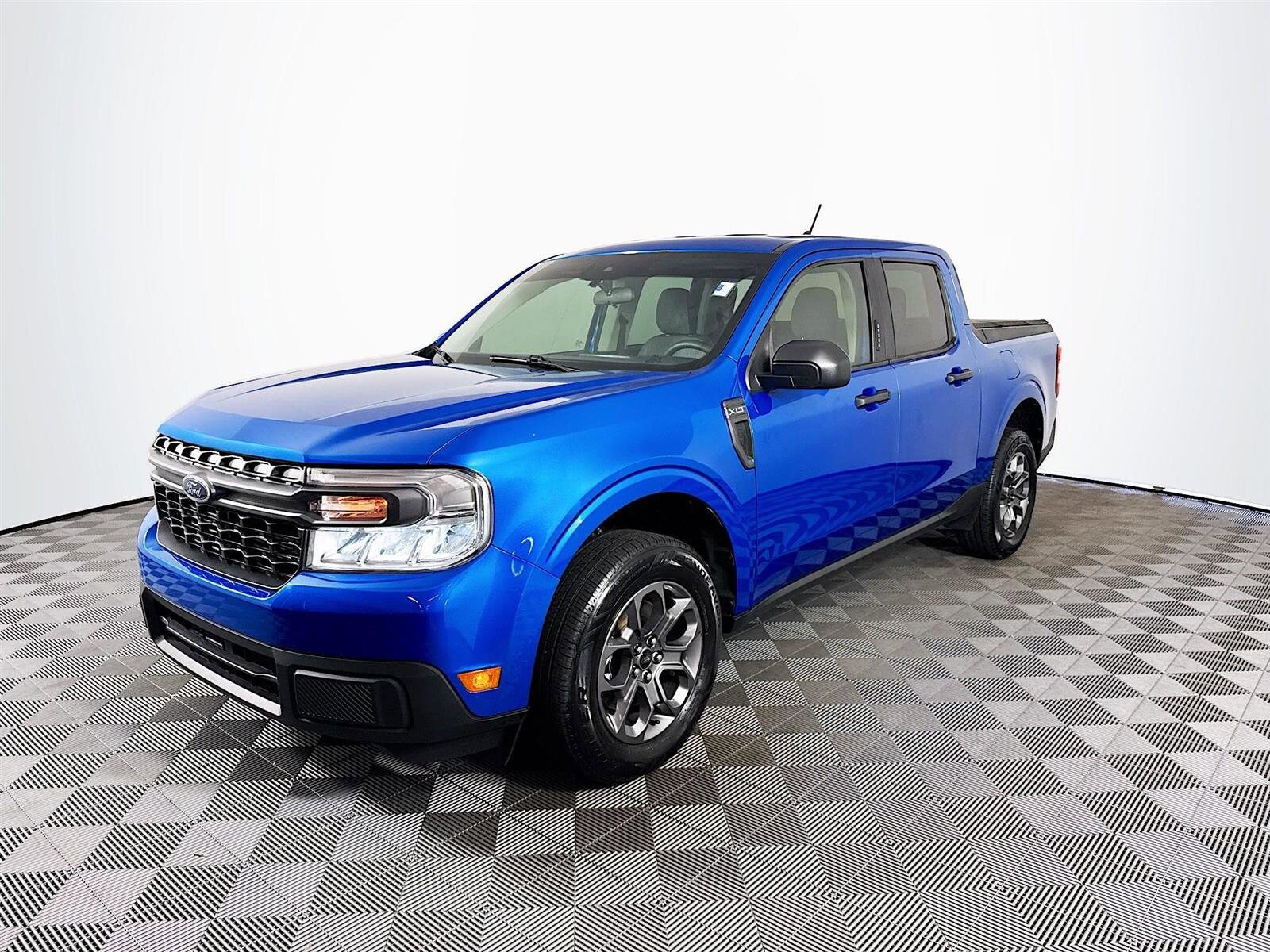 2022 Ford Maverick XLT photo 3