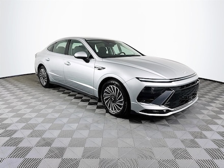 2025 Hyundai Sonata Hybrid SEL Sedan