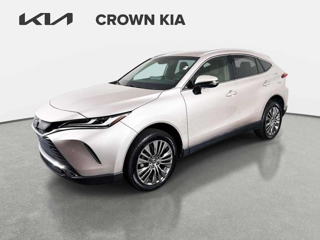 Used 2022 Toyota Venza XLE SUV