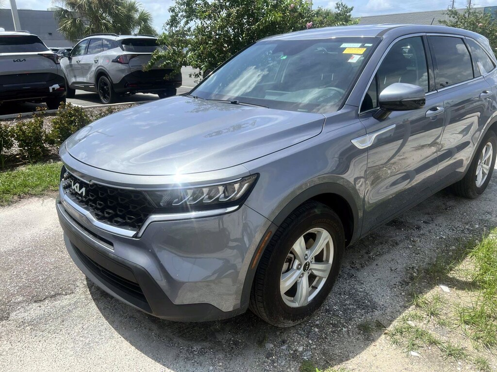 Certified 2023 Kia Sorento LX SUV