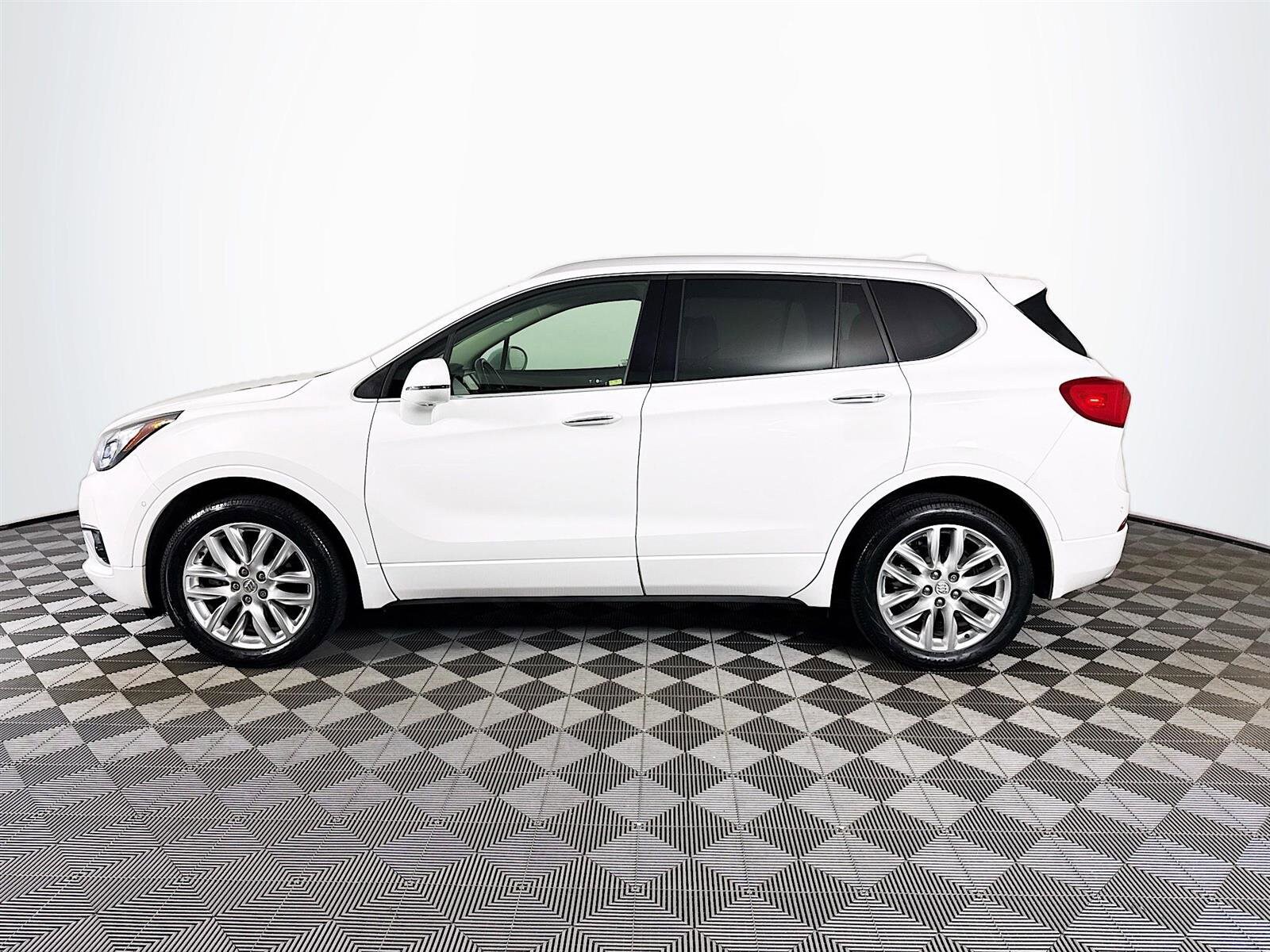 2019 Buick Envision Premium II photo 2