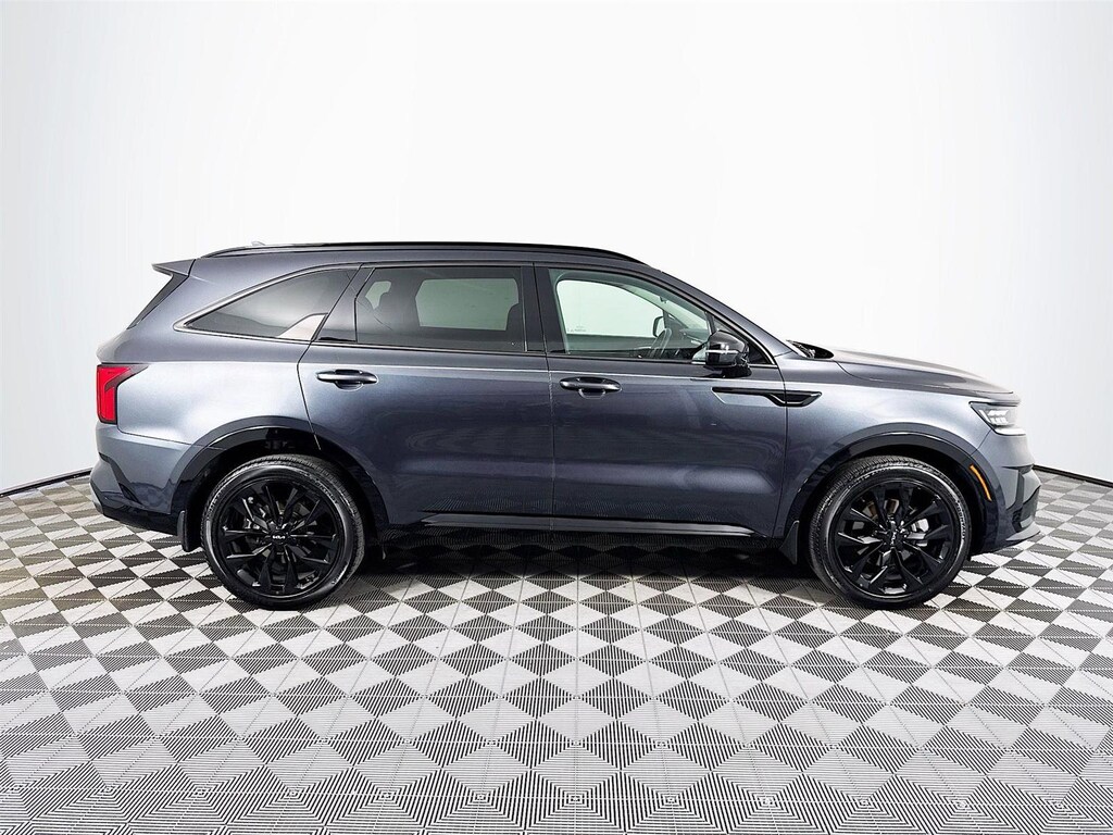 Certified 2022 Kia Sorento SX SUV