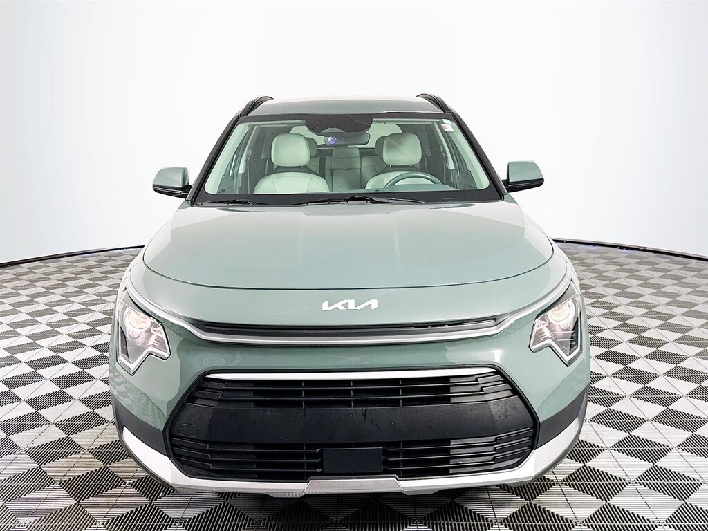 Used 2023 Kia Niro EX SUV