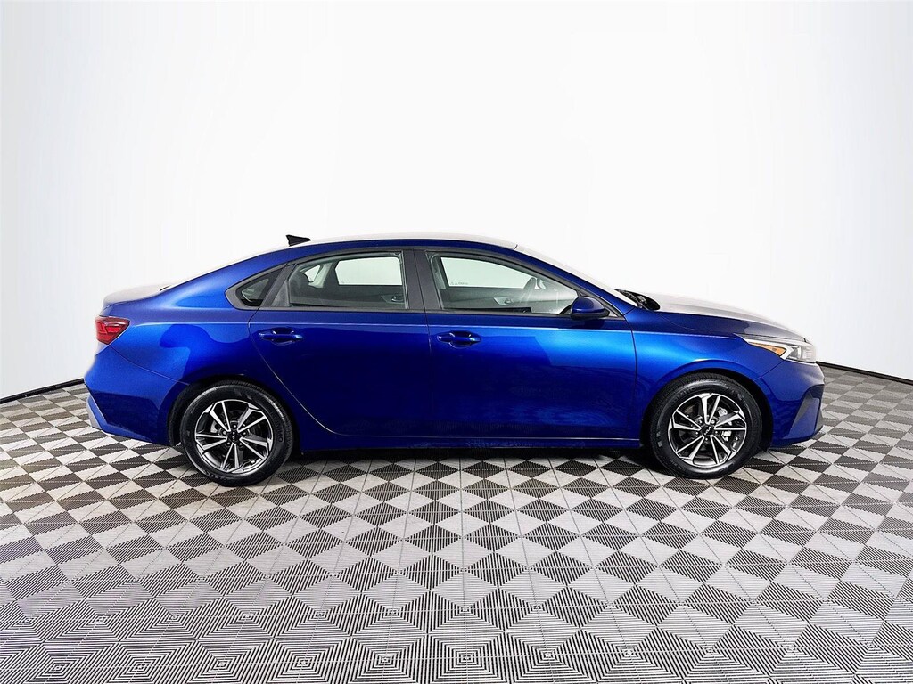 Certified 2022 Kia Forte LXS Sedan
