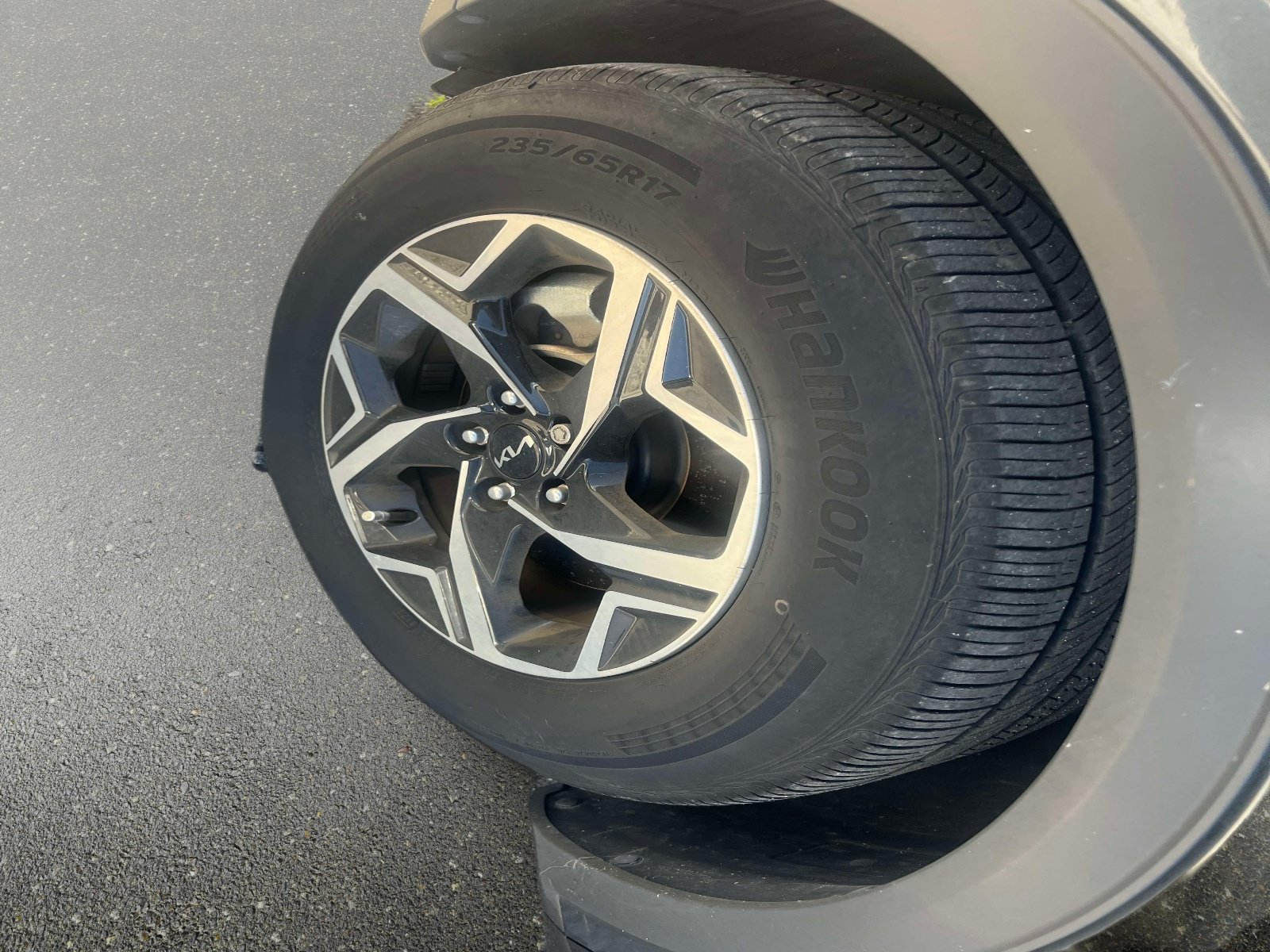 Certified 2024 Kia Sportage LX SUV
