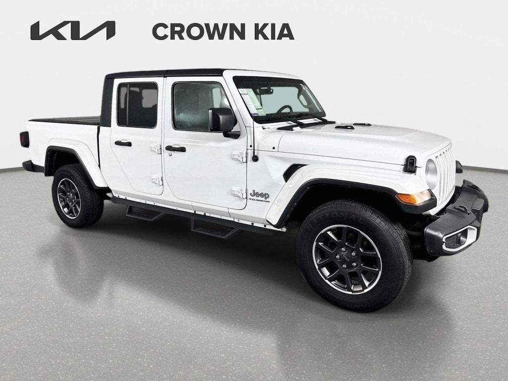 Used 2023 Jeep Gladiator Overland Truck Crew Cab