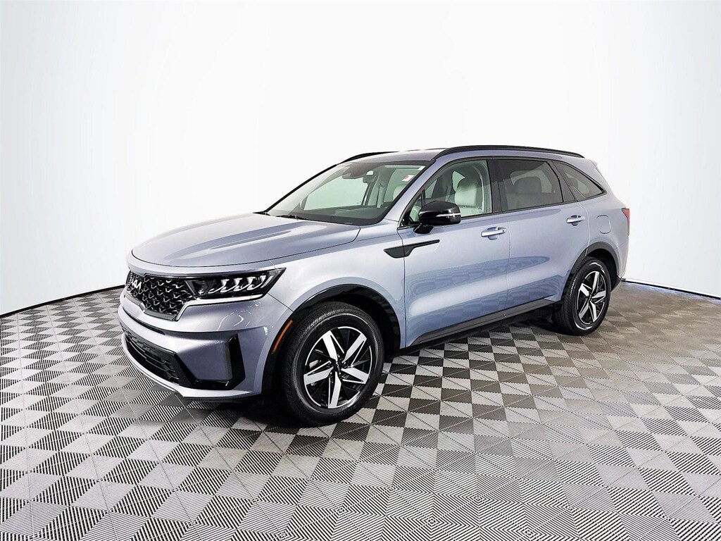 Used 2023 Kia Sorento S SUV