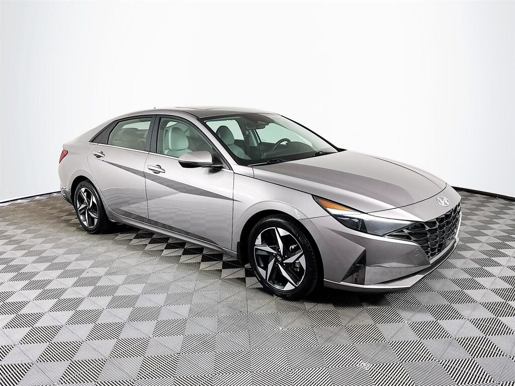 Used 2023 Hyundai Elantra Limited Sedan