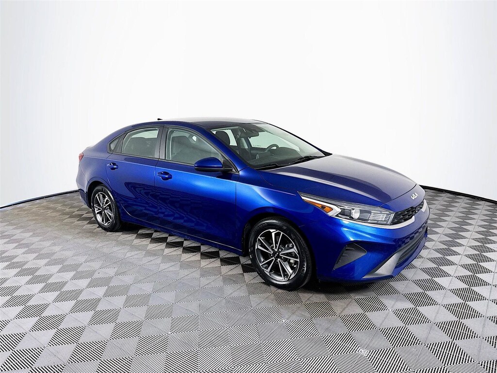 Certified 2022 Kia Forte LXS Sedan