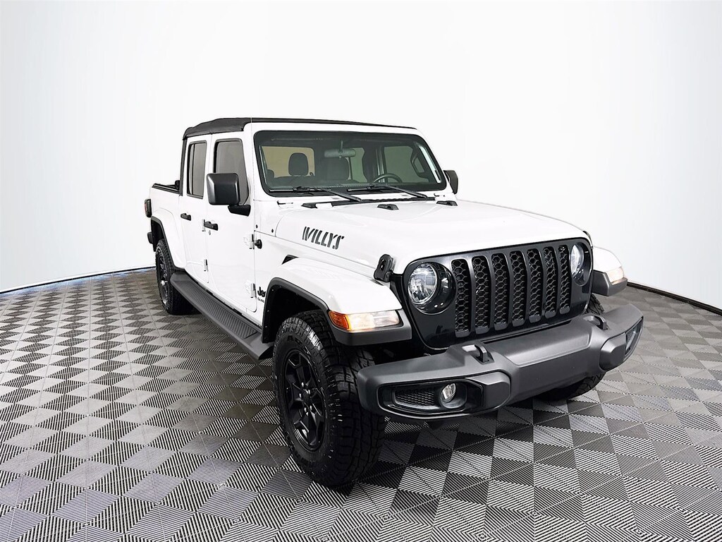 Used 2021 Jeep Gladiator Willys Truck Crew Cab