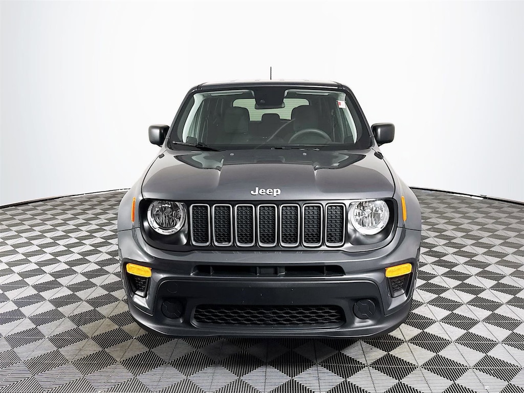 Used 2023 Jeep Renegade Latitude SUV