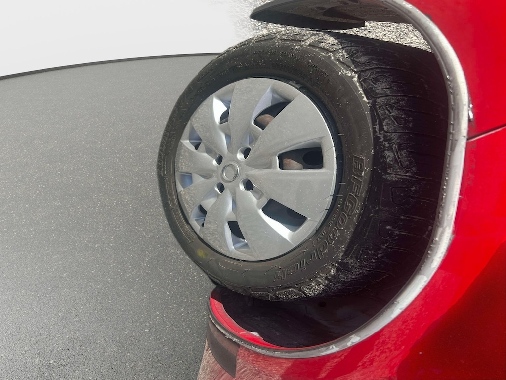 Used 2010 Toyota Yaris Hatchback