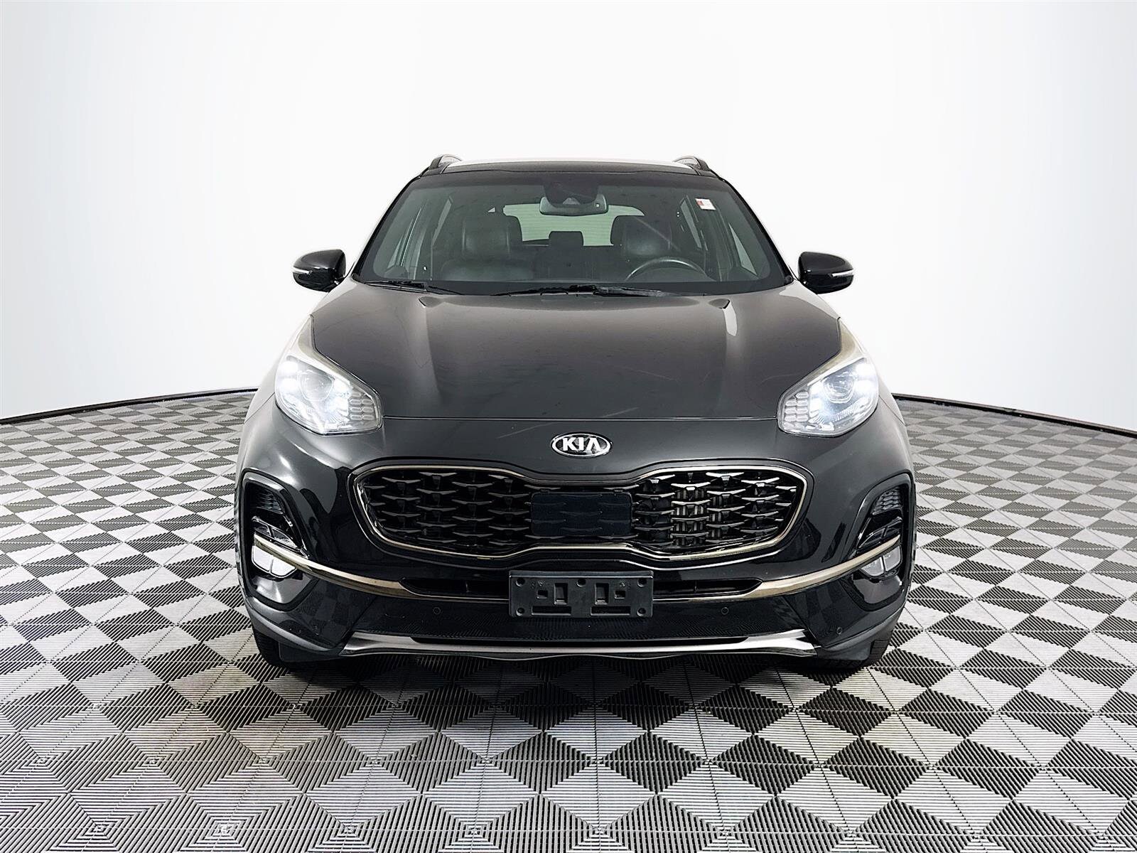 2020 Kia Sportage SX Turbo photo 2