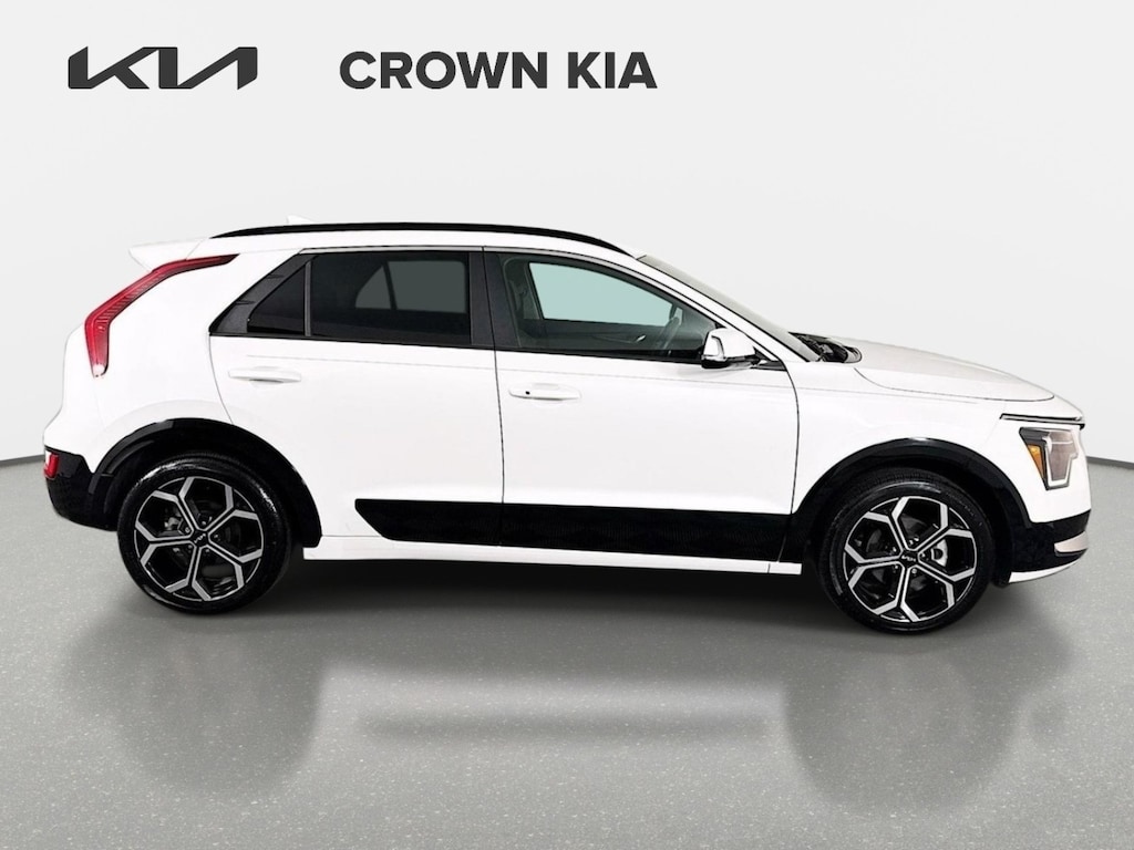 Certified 2023 Kia Niro EX Touring SUV