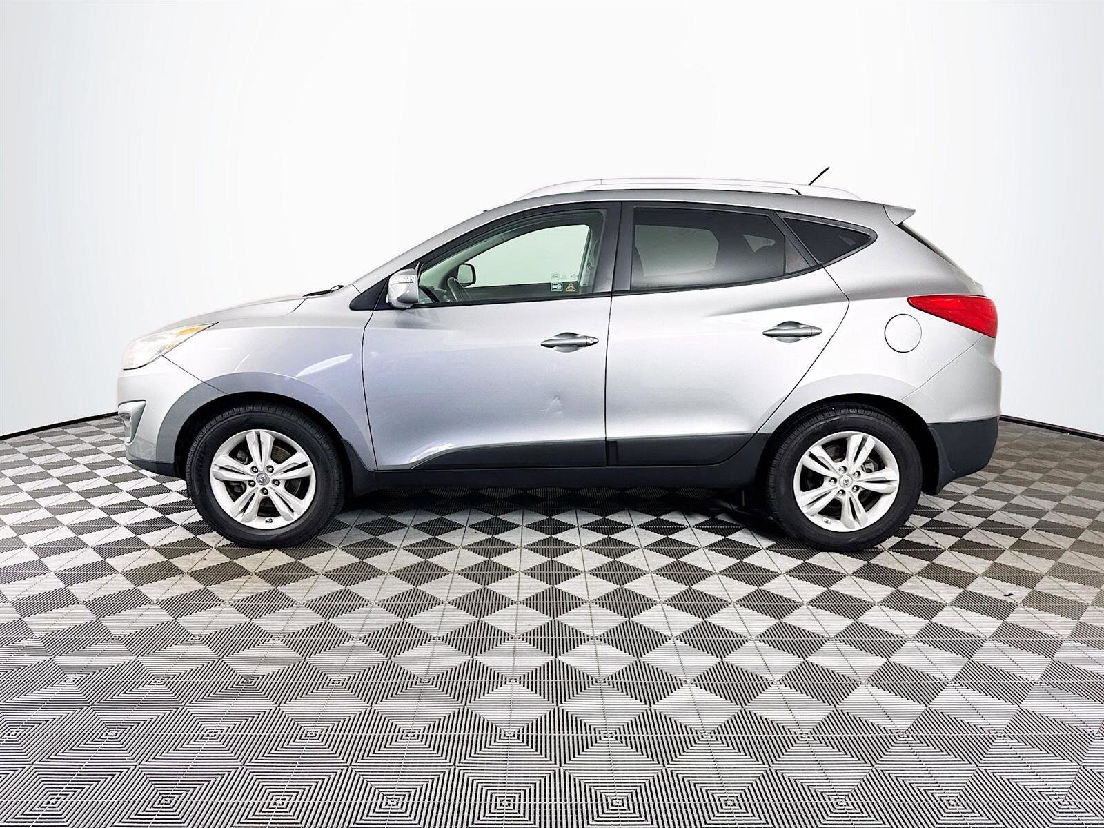 2013 Hyundai Tucson GLS photo 3