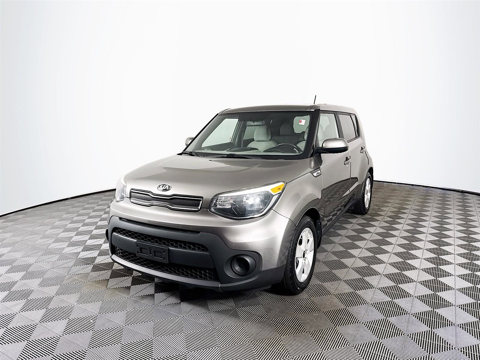 2018 Kia Soul Base photo 2