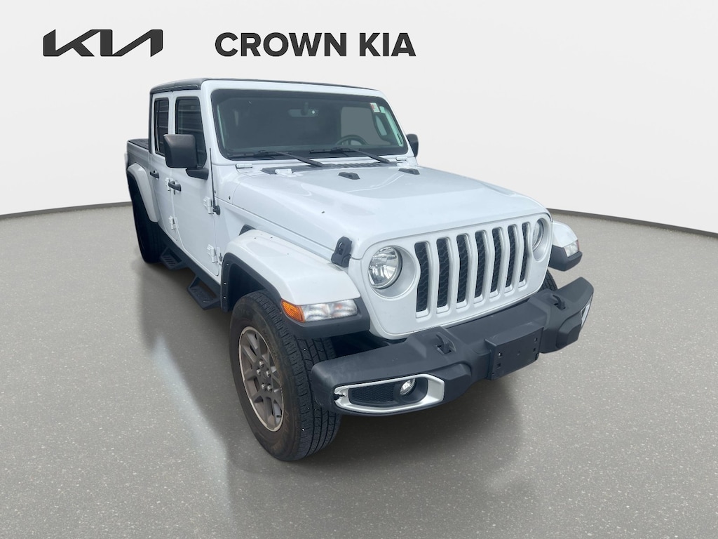 Used 2023 Jeep Gladiator Overland Truck Crew Cab