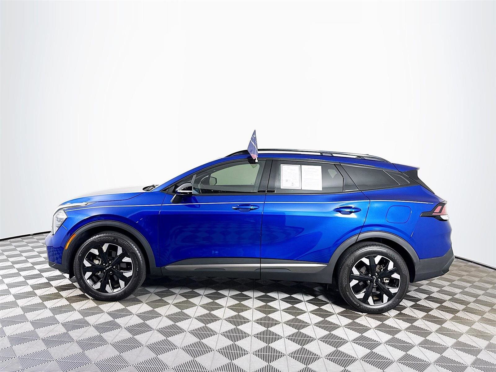 2023 Kia Sportage X-Line photo 3