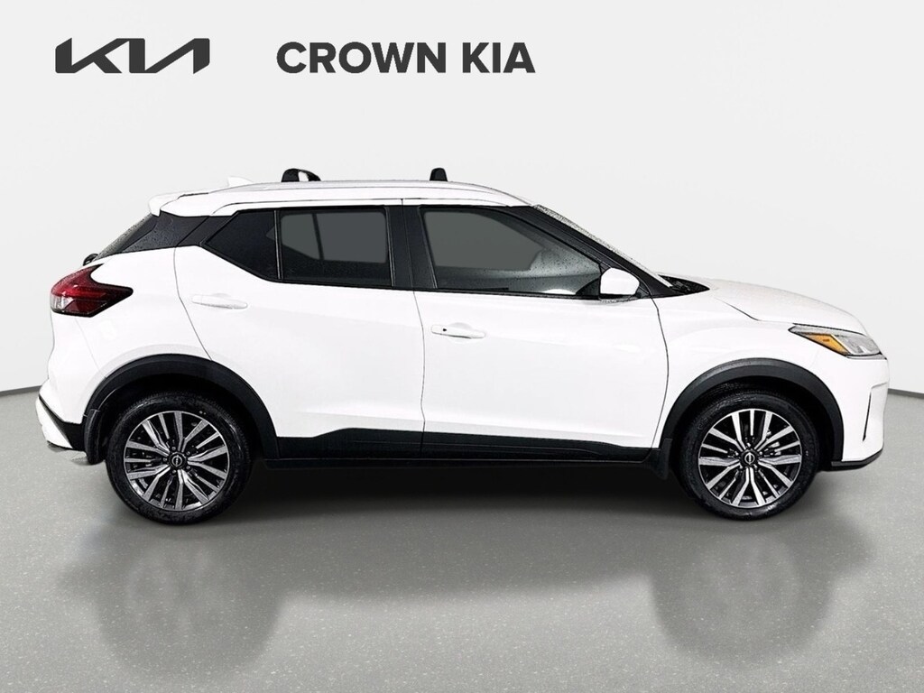 Used 2024 Nissan Kicks SV SUV