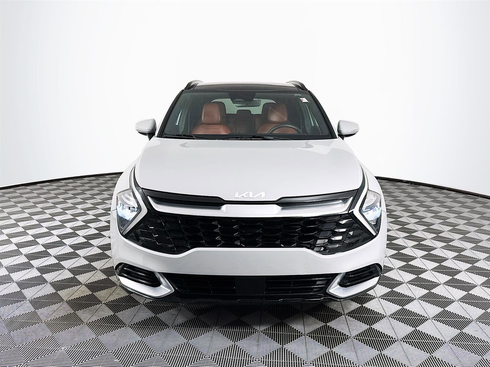 2023 Kia Sportage SX photo 2