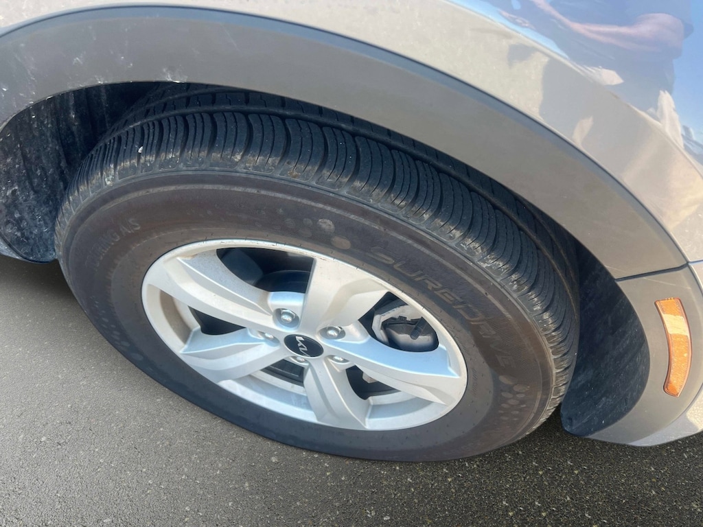 Certified 2023 Kia Sorento LX SUV