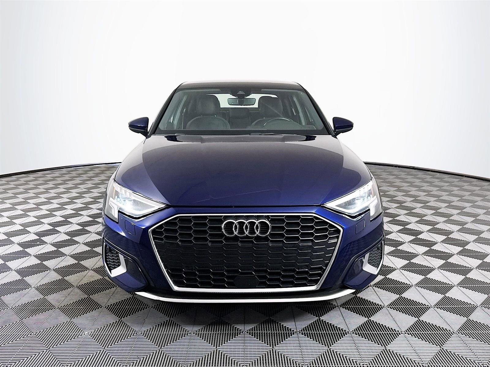 2024 Audi A3 Premium 40 TFSI photo 2