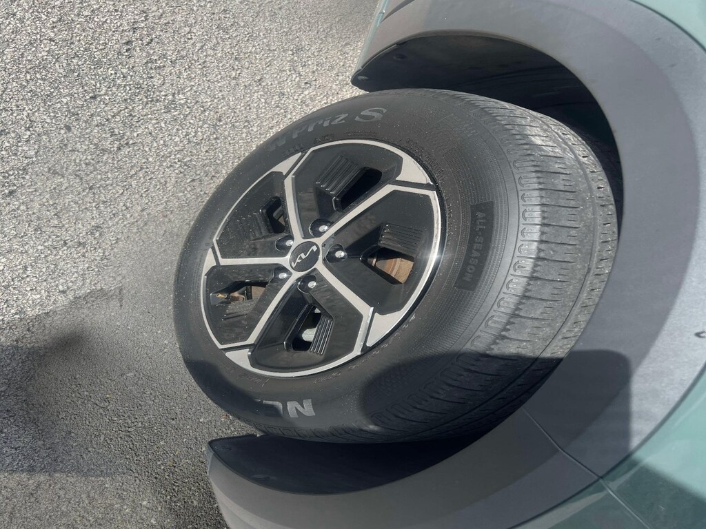 Certified 2023 Kia Niro EX SUV
