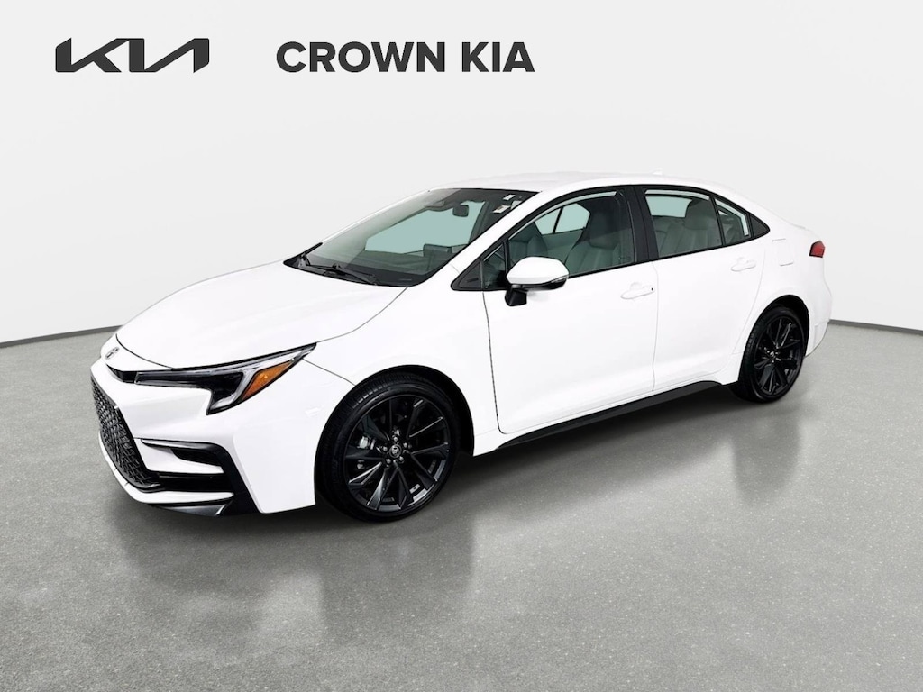 Used 2024 Toyota Corolla SE Sedan
