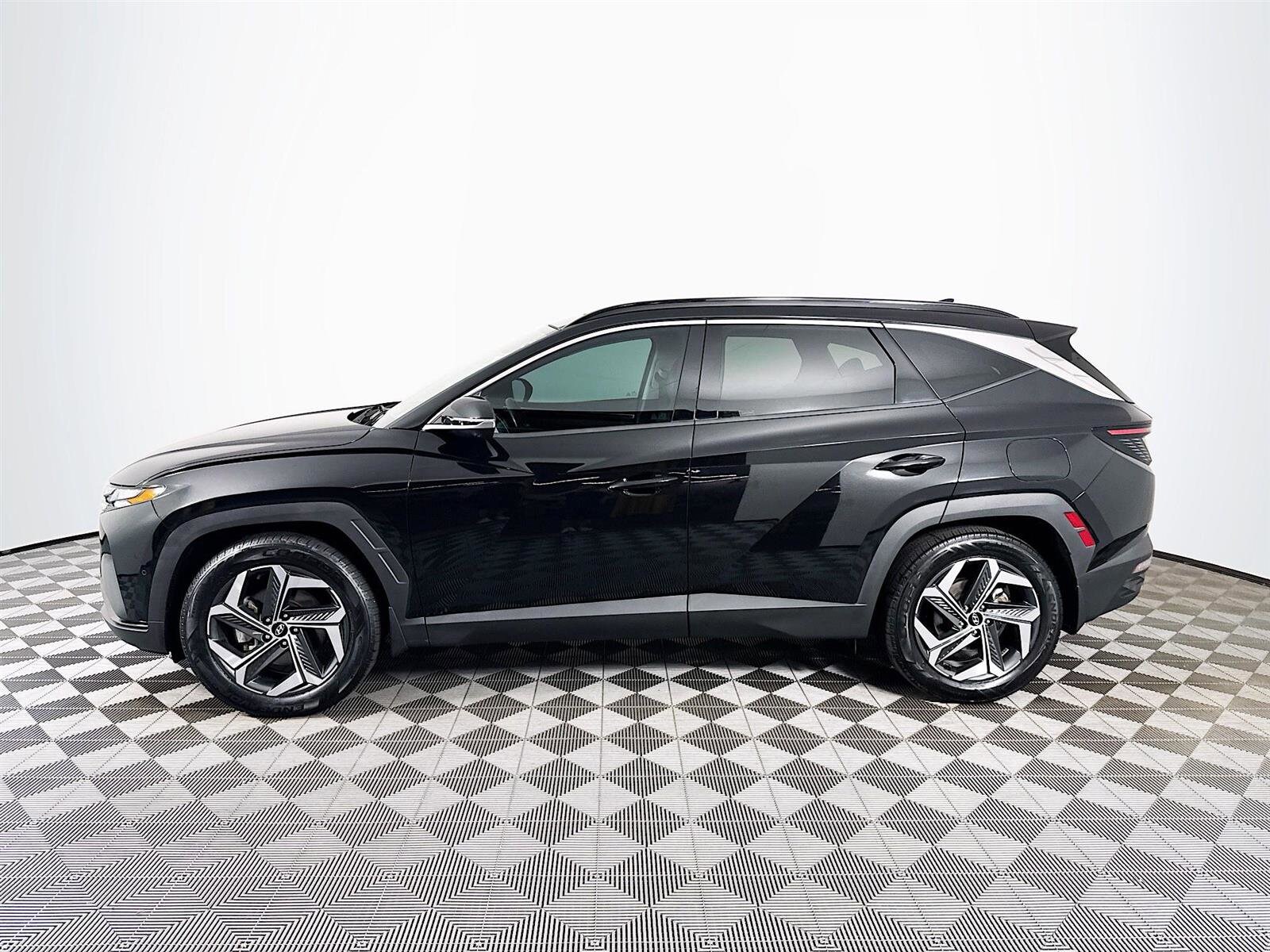 2022 Hyundai Tucson Limited photo 3