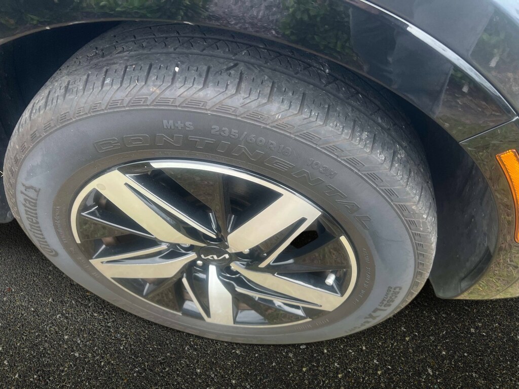 Used 2023 Kia Sorento S SUV