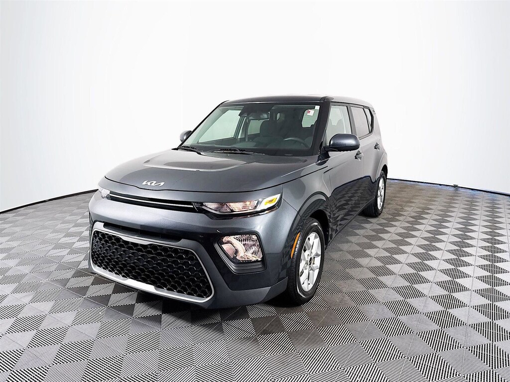 Certified 2022 Kia Soul LX Hatchback