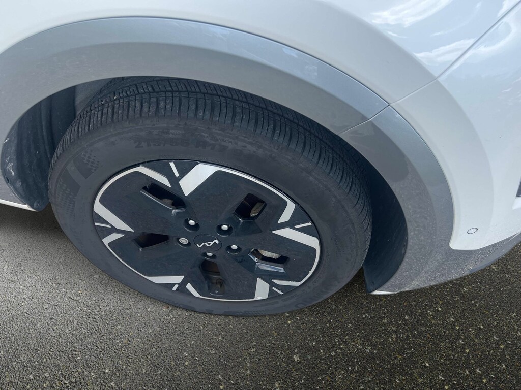 Certified 2023 Kia Niro EV Wave SUV