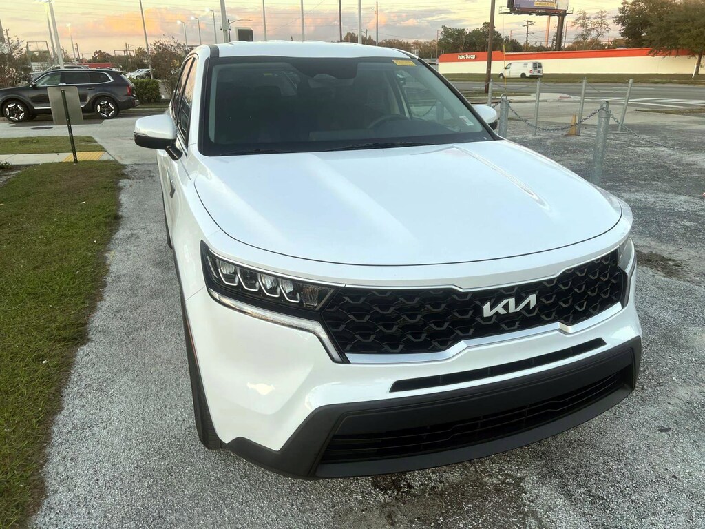 Certified 2023 Kia Sorento LX SUV