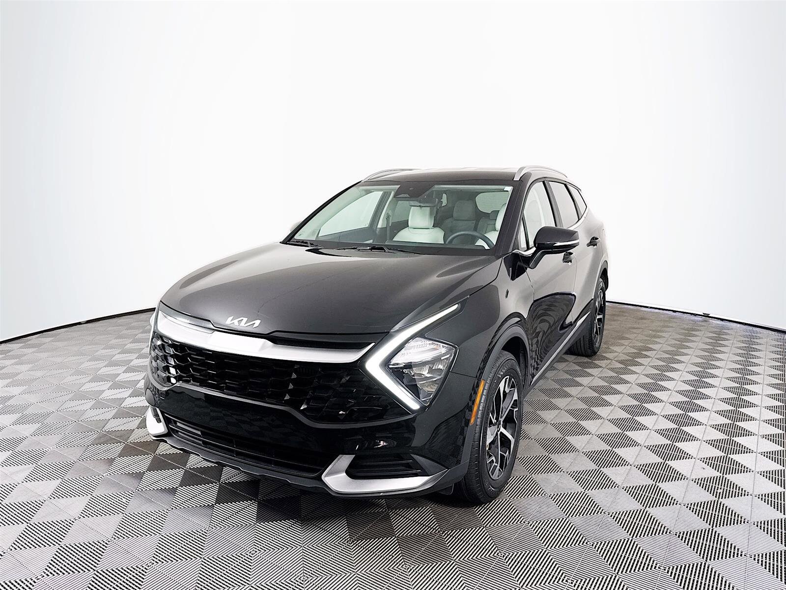 2023 Kia Sportage Hybrid EX photo 2