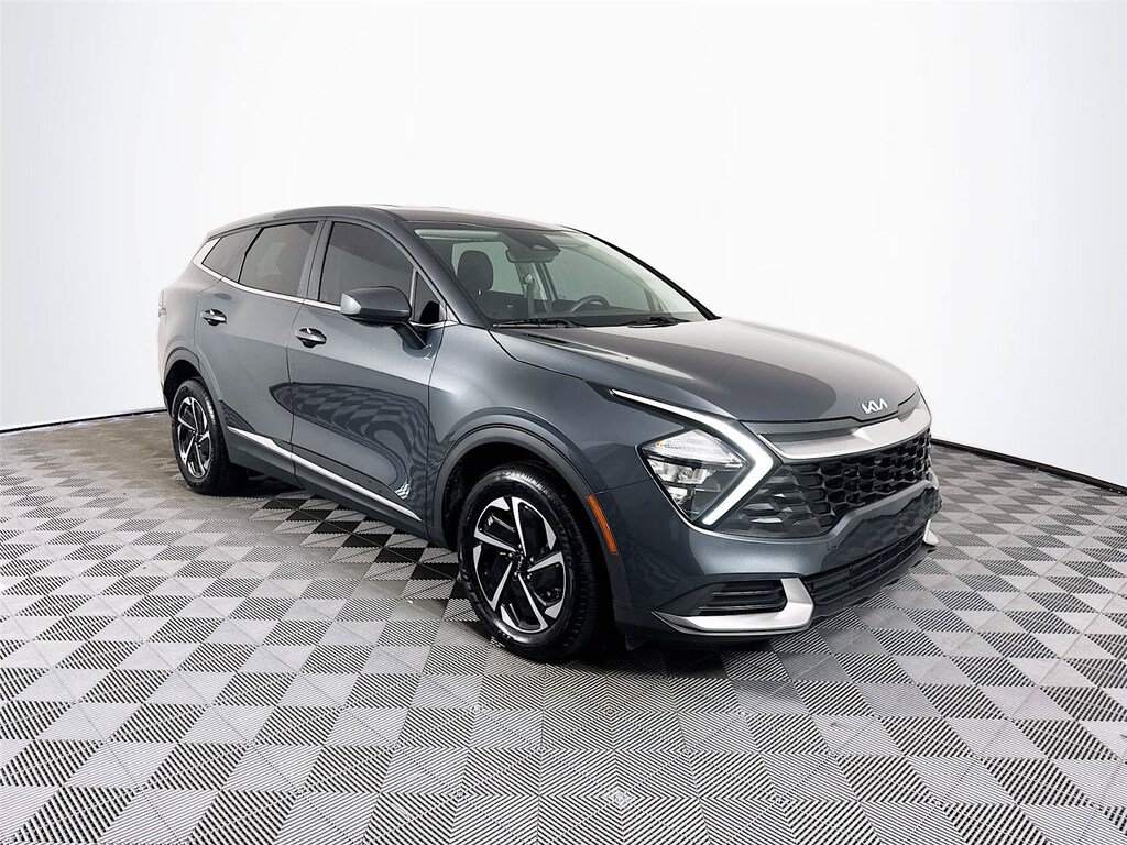 Used 2023 Kia Sportage Hybrid LX SUV
