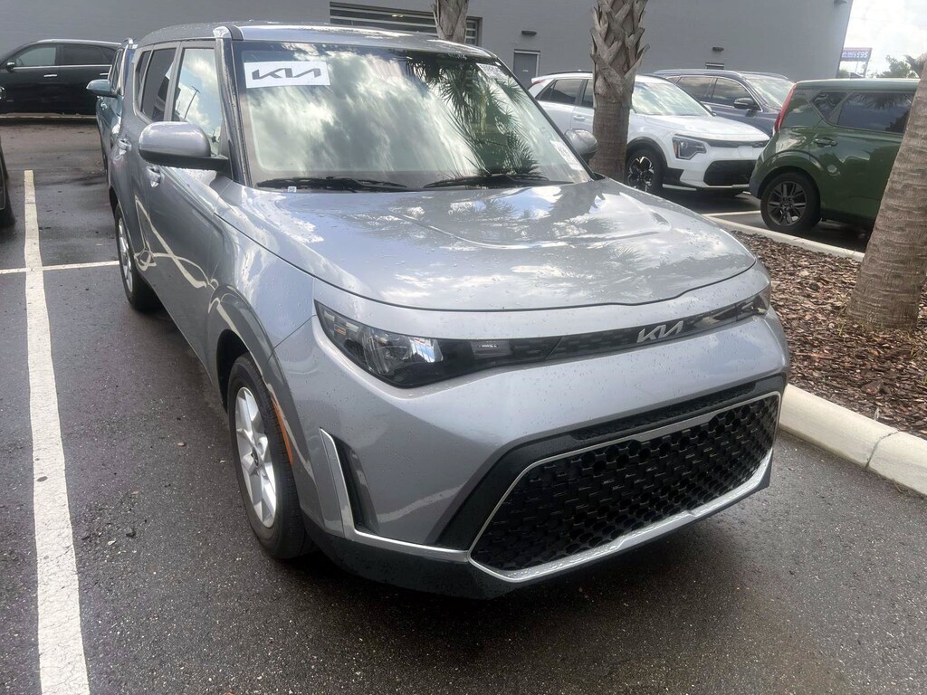 Certified 2025 Kia Soul LX Hatchback