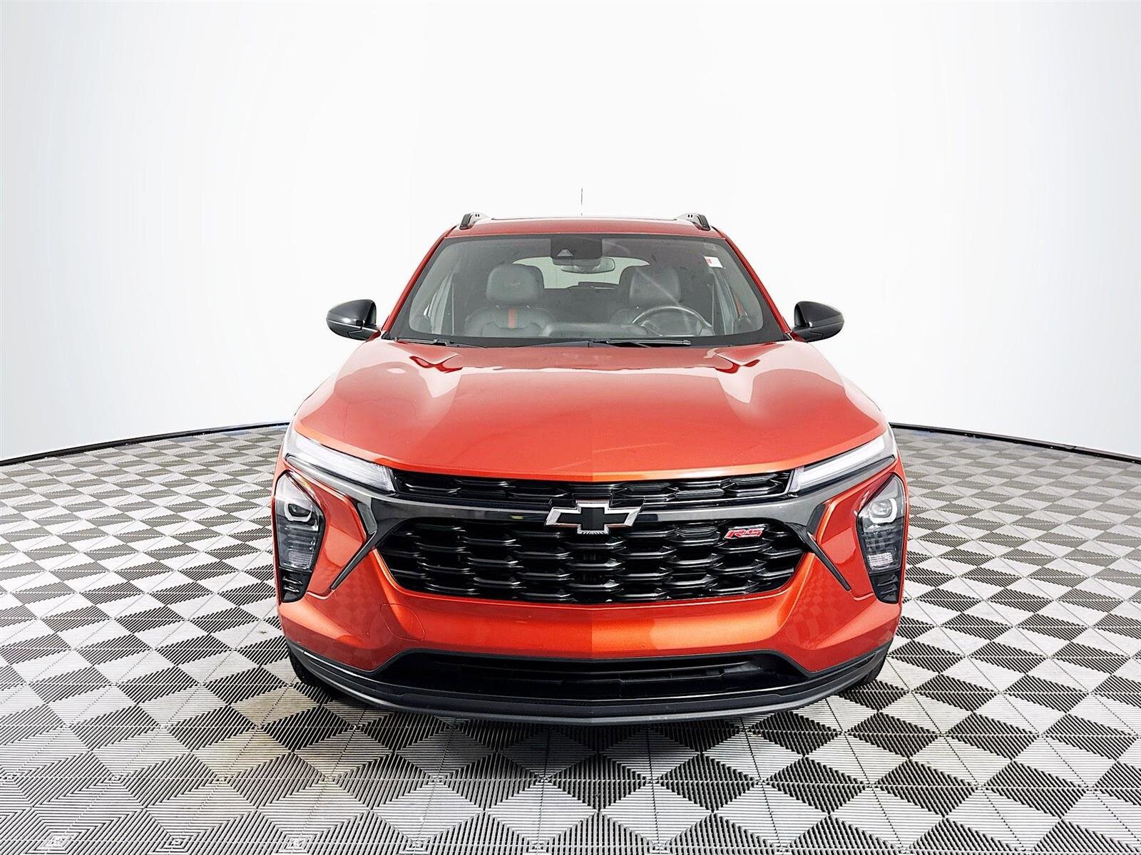 2024 Chevrolet Trax photo 2