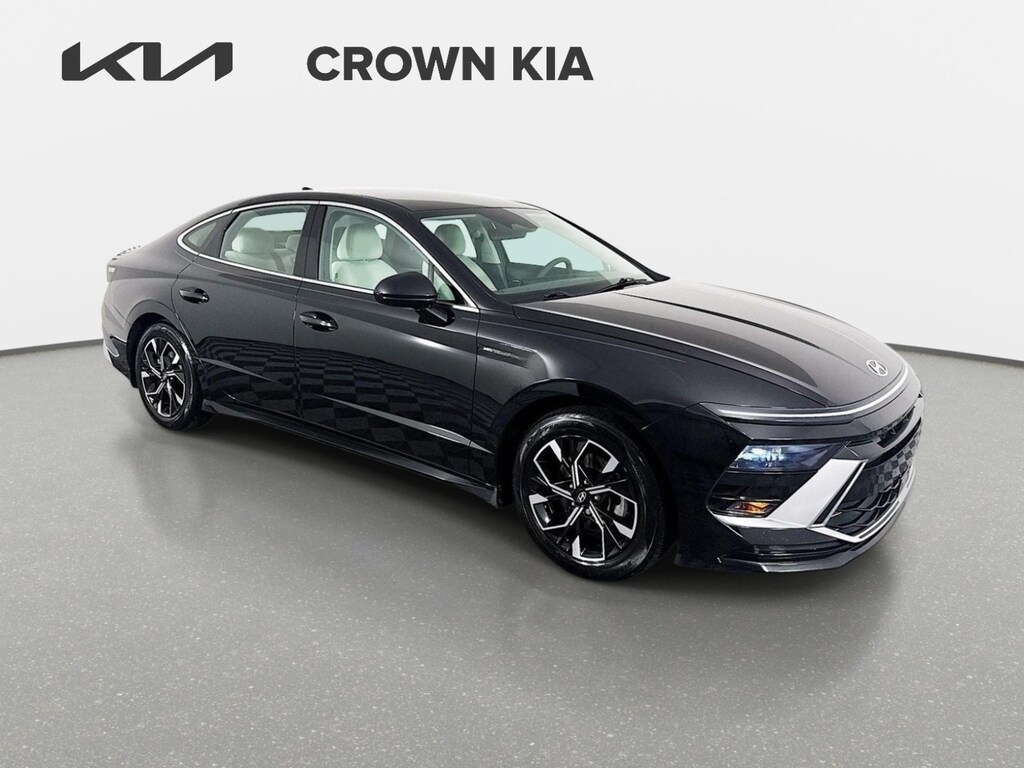 Used 2024 Hyundai Sonata SEL Sedan