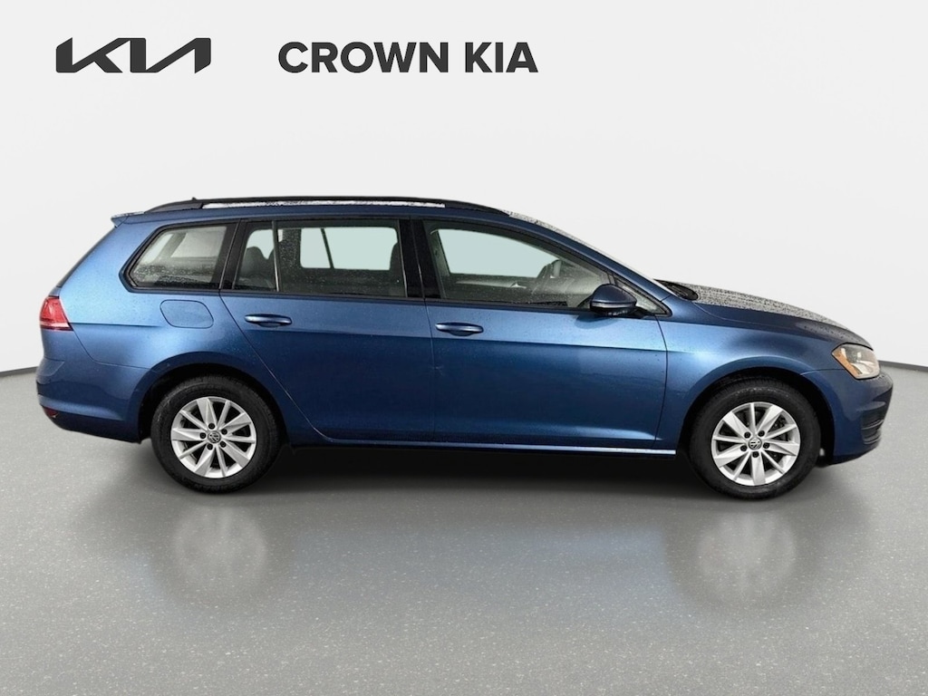 Used 2017 Volkswagen Golf Sportwagen S Wagon