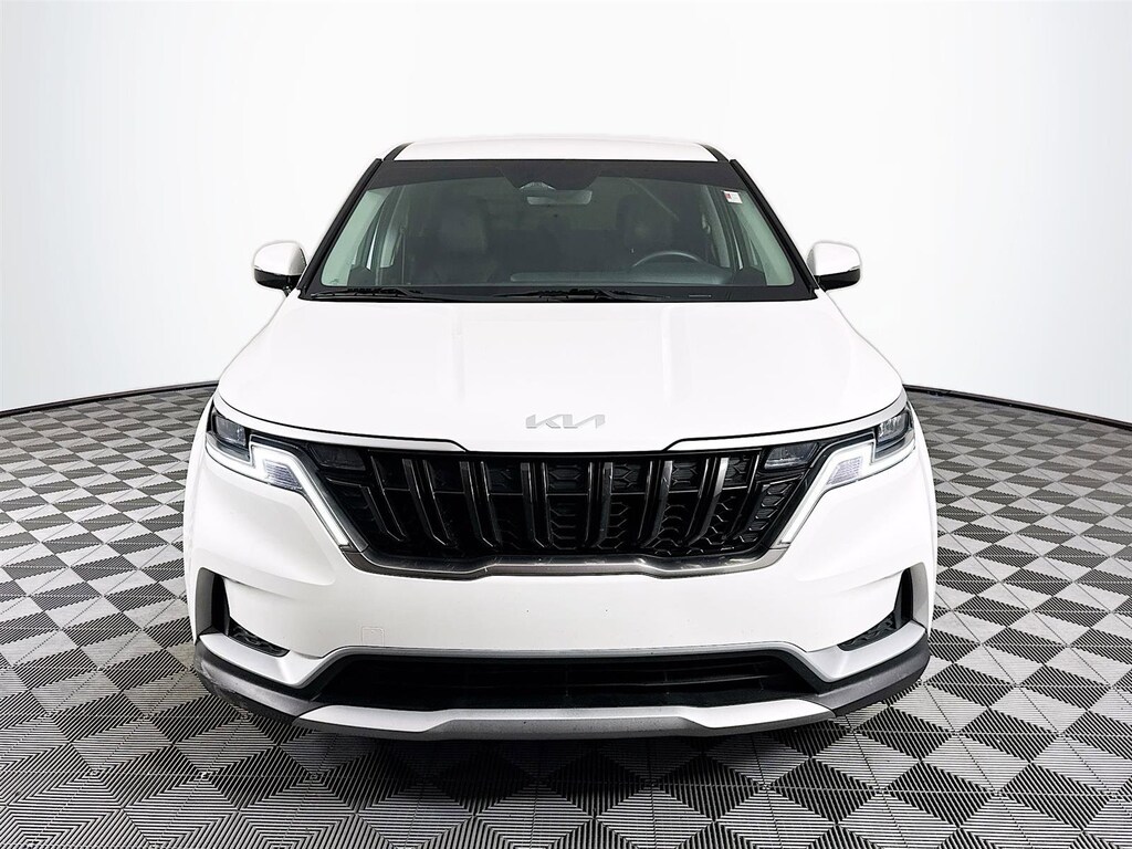 Certified 2024 Kia Carnival LX MPV